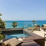 Alas & Hotel 5*